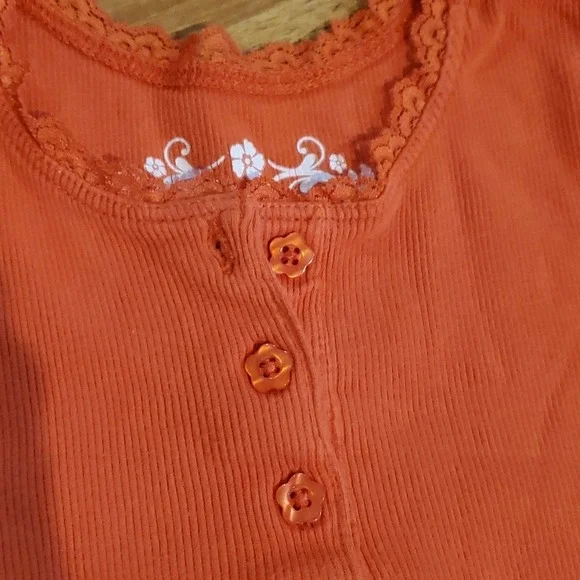 Children's Place Girls Orange Ribbed Short Sleeve Shirt w‎ Striped Skirt Size 5 - Picture 2 of 10